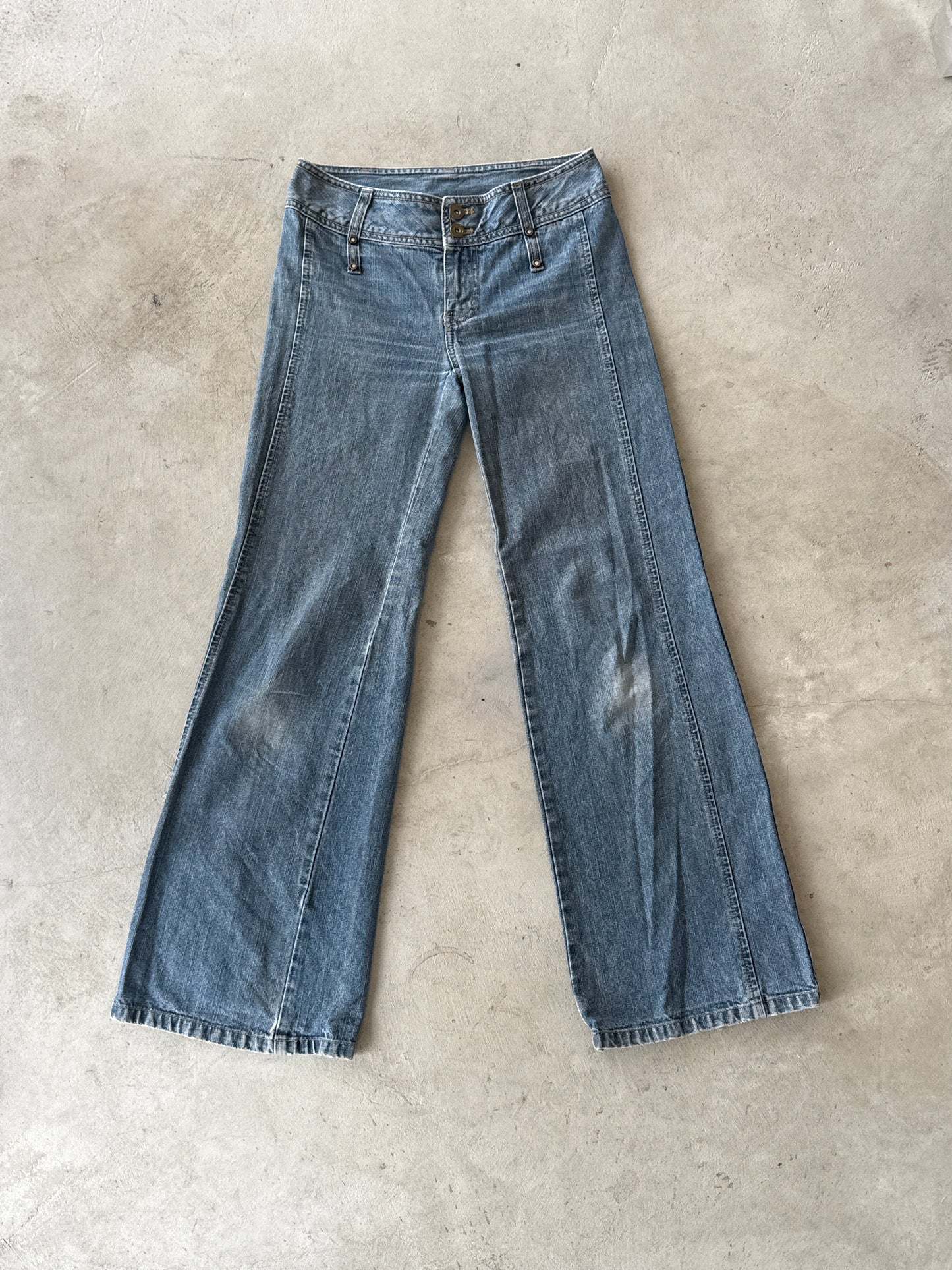 Straight wide leg mid/low rise jeans