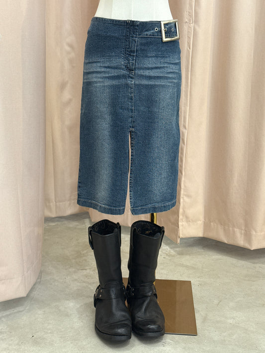 low rise buckle denim midi skirt