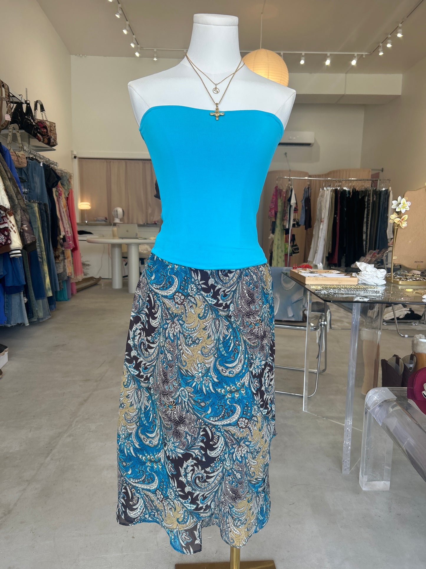 Batilk Turquoise Tube Top