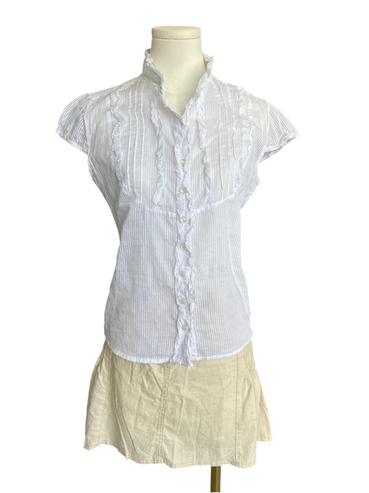 White pinstriped button down shortsleeve